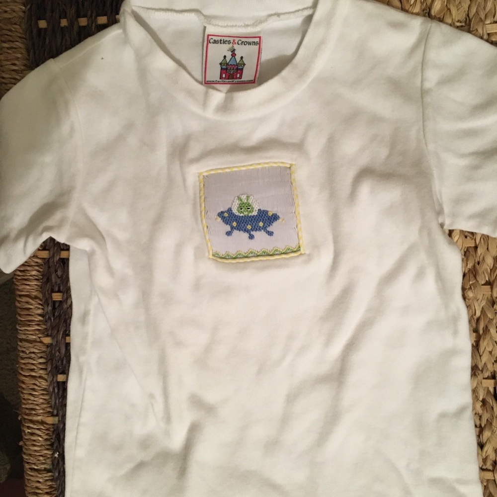Smocked 2t castle and crowns shirt